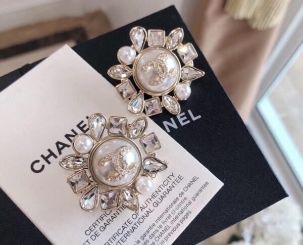 Women's Chanel Brooch